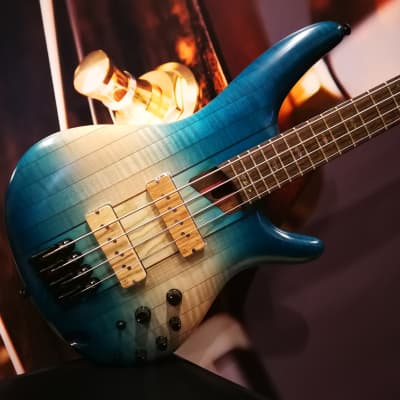 Ibanez SR4CMLTD-CIL SR Premium Series E-Bass 4 String Caribbean Islet Low  Gloss + GigBag, Limited Ed