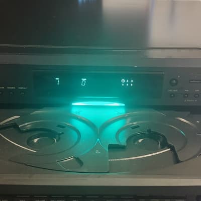 Onkyo Onkyo DX-C3906-CD changer with MP3 CD playback 90s image 3