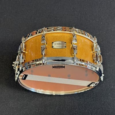 Yamaha Absolute Hybrid Maple 6" x 14" Snare Drum in Gold Champagne Sparkle - AMS-1460GCS image 2