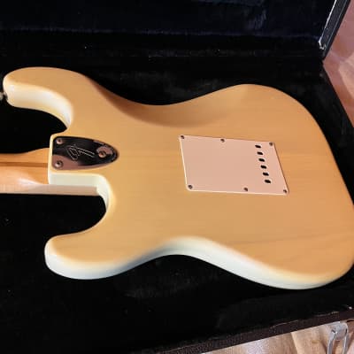 Fender  Stratocaster  1977 Blonde Ash image 2