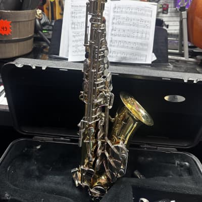 Bundy Alto Saxophone / 1268978 image 2