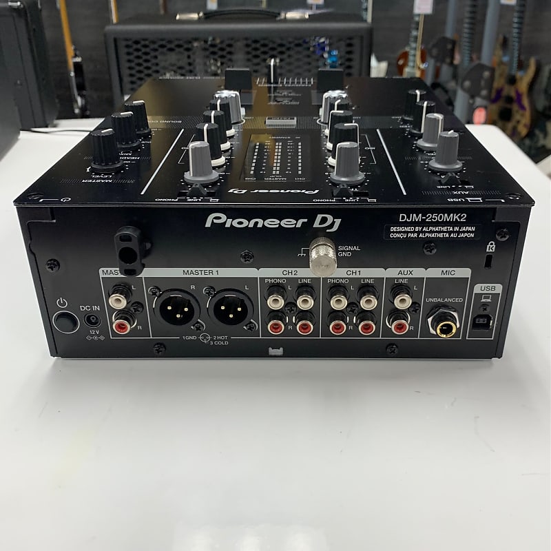 Pioneer DJ DJM-250MK2 Rekordbox DVS-Ready 2-Channel Mixer, Built-in Sound  Card