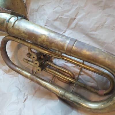 Conn brass baritone horn, USA, Fair condition, with mouthpiece image 12
