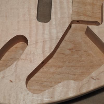 Unfinished Stratocaster Body Book Matched Figured Flame Maple Top 2 Piece Alder Back Chambered, Standard Tele Pickup Routes 3lbs 8.3oz! image 3