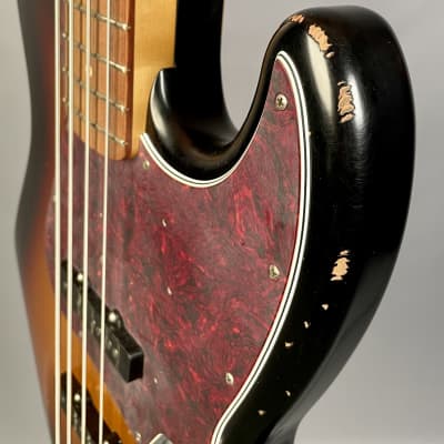 Fender Limited Edition 60th Anniversary Road Worn Jazz Bass 3-Color Sunburst image 7