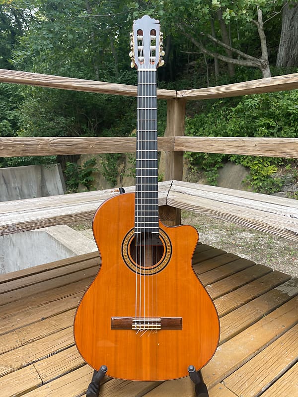 Josè Ramirez 2CWE Cutaway Classical Guitar 1989 W/ Hard Case Reverb