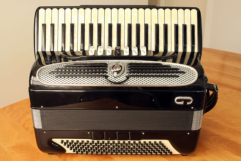 Giulietti F74 1960's Very Nice Accordion Reverb