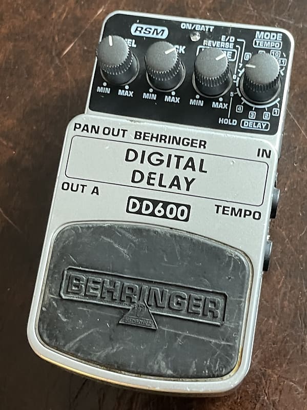 Behringer DD600