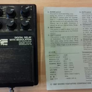 VESTA FIRE DDX DIGITAL DELAY WITH MODULATION 80'S BLACK