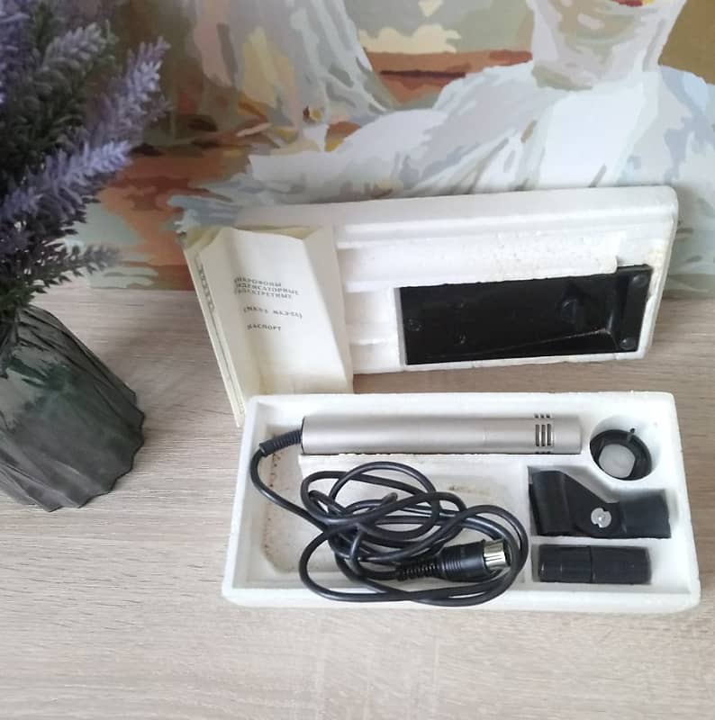 Soviet condenser rare VTG microphone Oktava MKE-2 | Reverb