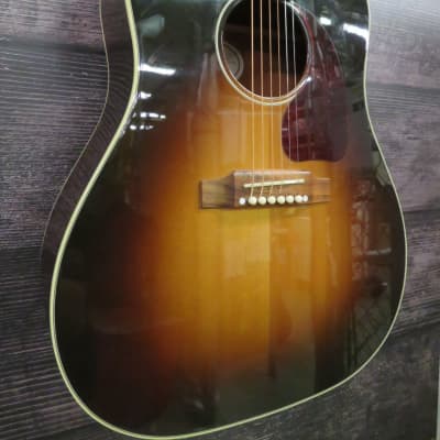 Gibson J 45 Standard image 2