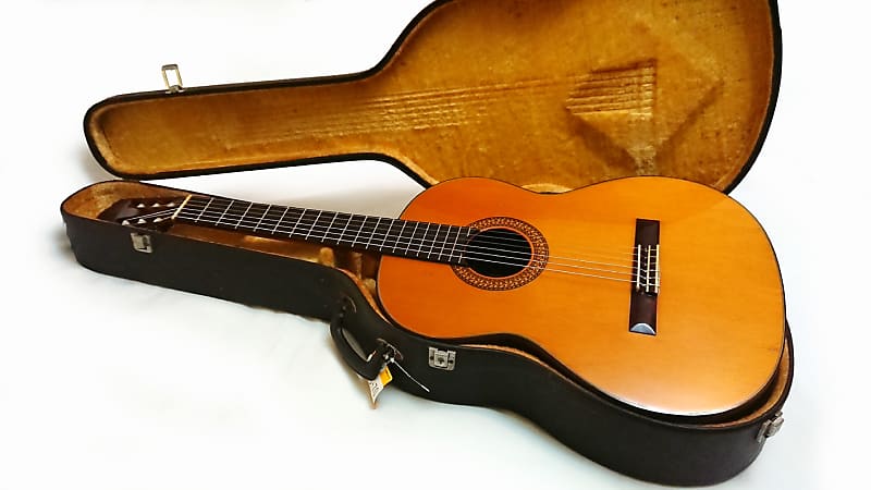 Ryoji Matsuoka M20 Classical Guitar Vintage Japan 1975 Concert Series inc  Hard Case