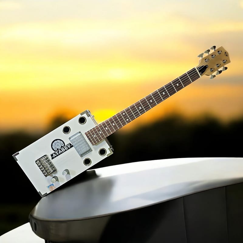 Cigar Box Guitar | Reverb
