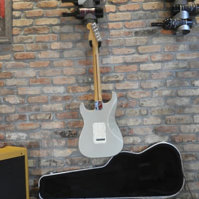 Fender Stratocaster Big Apple 1997 Silver Inca image 3