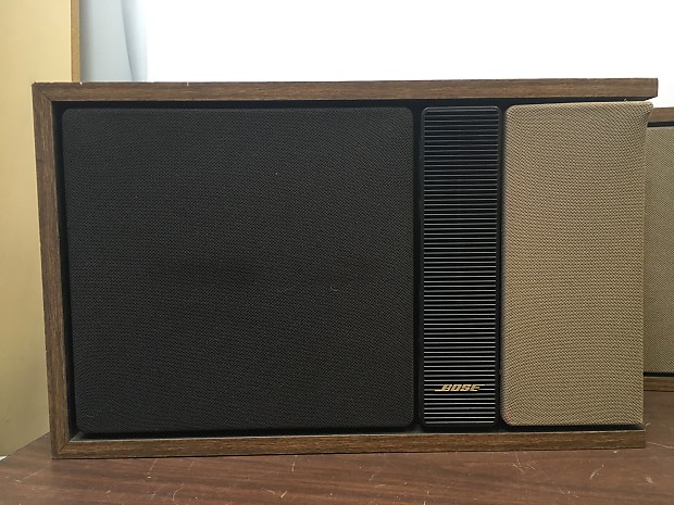 Bose 301 series II direct reflecting speaker pair 1982 brown Bose 301 series II direct reflecting speaker pair 1982 brown