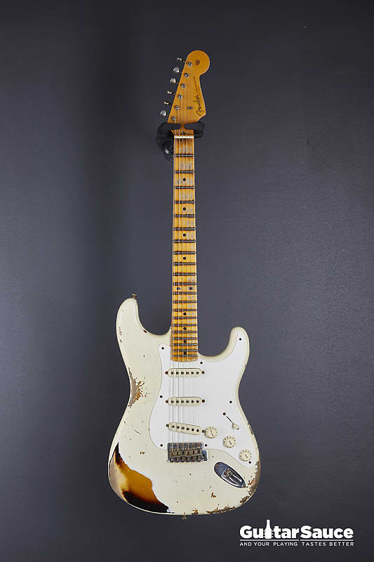 Fender Custom Shop 56 Stratocaster Heavy Relic Aged India Ivory Over 2 Tone Sunburst 2022 Used (cod.1378UG) image 1