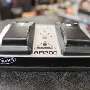BEHRINGER AB200 A/Bスイッチ Behringer | Product | AB200