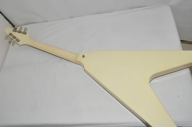 NGD: 1982 Tokai FV-50 Flying V-photos and questions | Tokai
