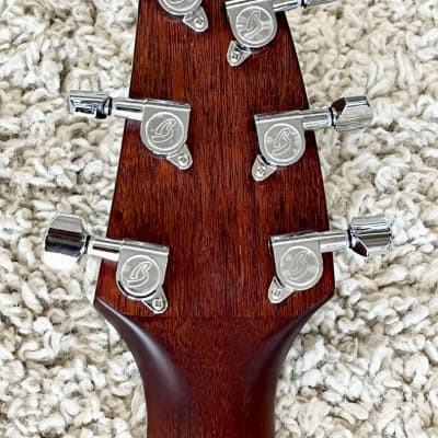 Breedlove ECO Discovery Concert S Concert CE Acoustic Electric Guitar, Edgeburst image 6