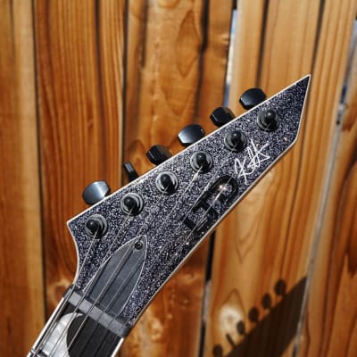 ESP LTD SIGNATURE SERIES Kirk Hammett KH-V - Black Sparkle LTD SIGNATURE SERIES Kirk Hammett KH-V Black Sparkle 6-String Electric Guitar w/ Case (2023) image 6