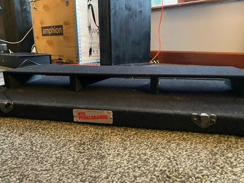 NYC Pedalboards Custom Split Level Reverb