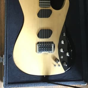 Moog E1 Electric Guitar Blond with extra Footpedal and 18 sets of Moog guitar strings (.011) image 4