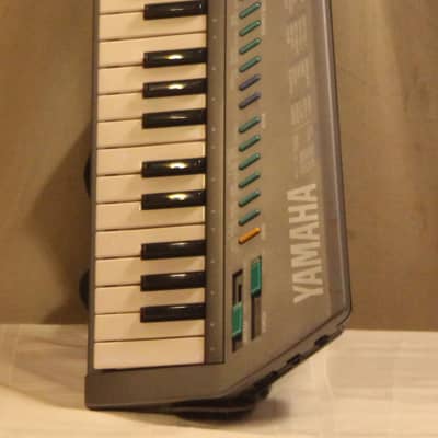 Yamaha SHS-10S Keytar 1987 - Silver MIDI