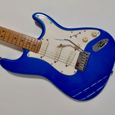 Fender Strat Plus with Maple Fretboard 1995 Electric Blue image 10