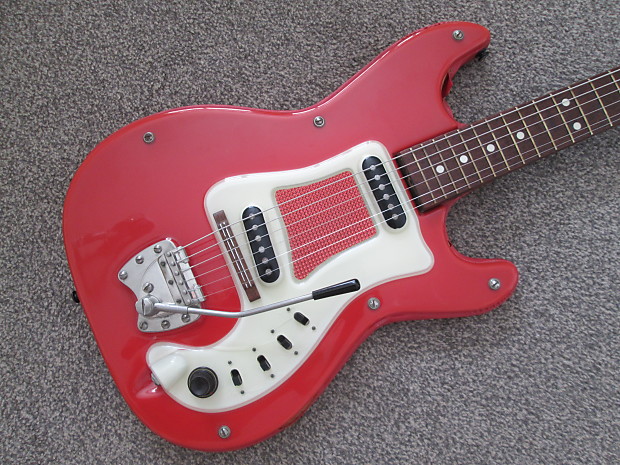 Hagstrom Futurama II DeLuxe early sixties red