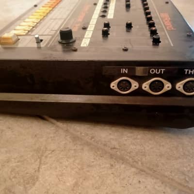 Roland TR-808 Rhythm Composer 1982 - Black with Kenton Midi