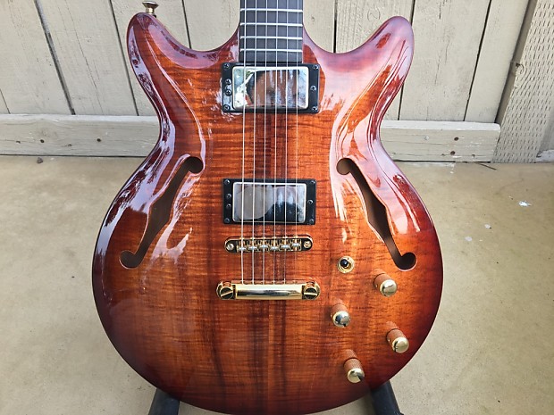 Carvin clearance semi hollow