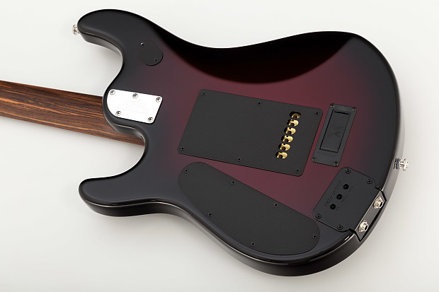 Music Man USA John Petrucci JP6 Piezo PRB - Pearl Redburst Music Man USA John Petrucci JP6 Piezo PRB - Pearl Redburst