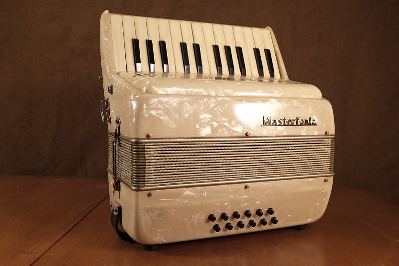 Masterfonic accordion deals