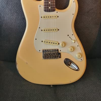 Fender Stratocaster avri vintage relic custom shop olympic White image 1
