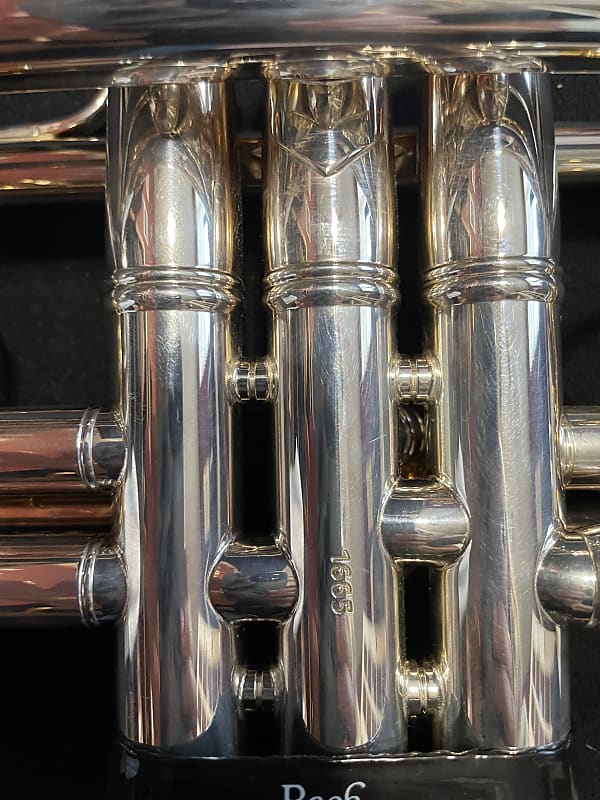 Please Make a Reasonable Offer. Conn-Selmer Vintage Bach Stradivarius New  York #7 Model 197 Trumpet 2008 - Bright Silver Plate