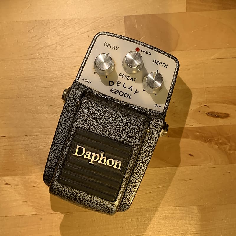 Daphon E20DL BBD Analog Delay | Reverb