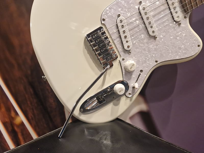 ギター Ibanez ICHI00 Ichika Nito ibanez-ichi00-ichika-nito-