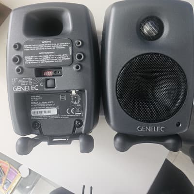 Genelec 8010A 3" Powered Nearfield Studio Monitor (Pair) 2014 - 2021 - Gray image 3