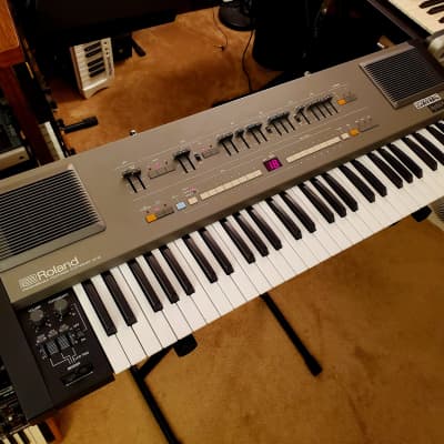 FULLY SERVICED RARE VINTAGE ROLAND HS60 (JUNO 106 with speakers!) IN AMAZING CONDITION! image 10