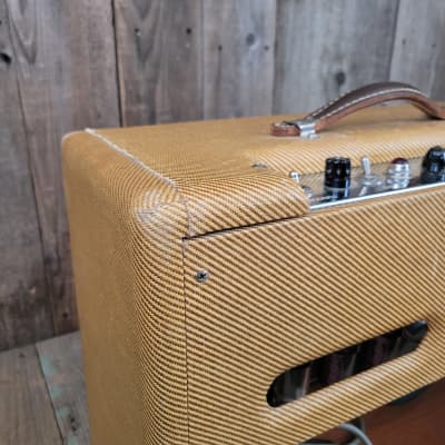 Fender Tweed Narrow Panel Deluxe Amp 5E3 with 5F6 tube chart 1958 - Tweed image 11