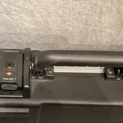 Fender TSA 002 Super heavy duty ABS Hard Shell Case - Black image 3