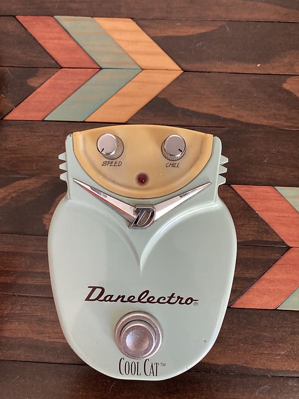 Danelectro Cool Cat Chorus