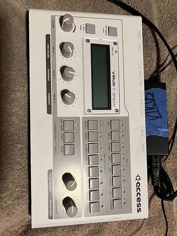 Access Virus TI Snow Desktop Digital Synthesizer