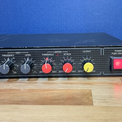 Extremely Rare!] Vesta Fire J-1A Vintage Preamplifier Great