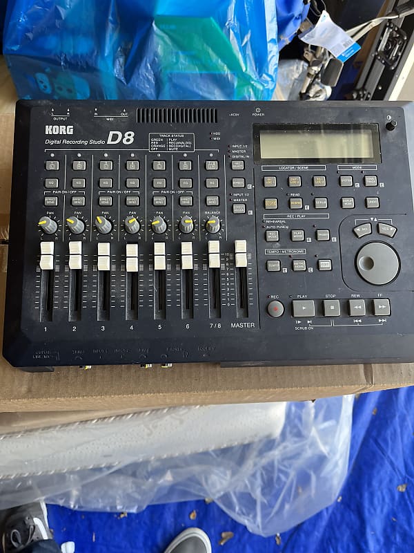 KORG コルグ　D8 DIGITAL RECORDDING SUTDIO Korg D8