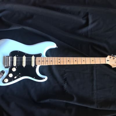Fender Stratocaster 2022 - Sonic blue image 3