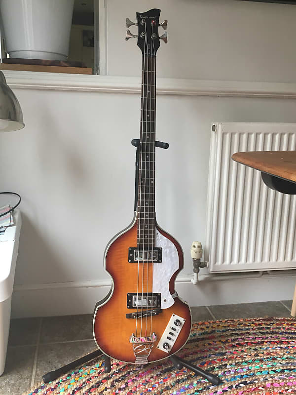 Tanglewood Violin Bass Honey Burst Reverb