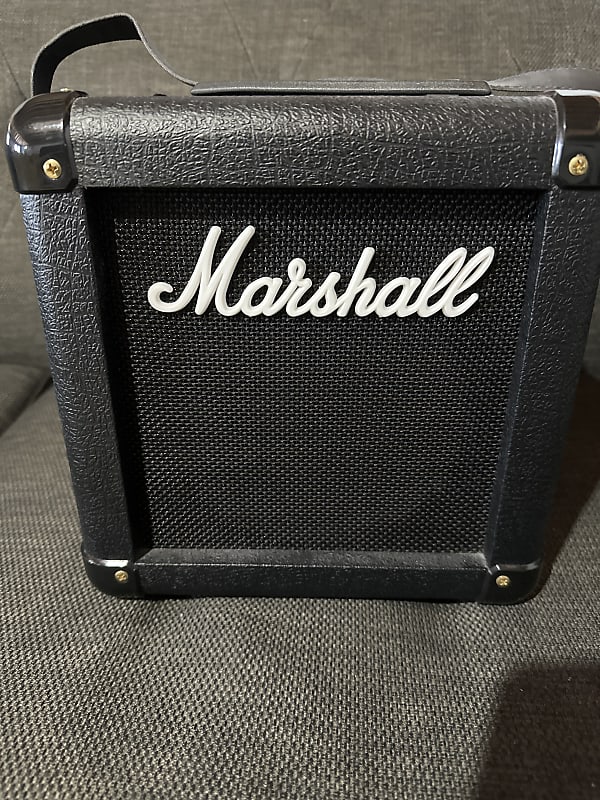 Marshall MG MG2FX 2-Watt 1x6.5" Solid State Guitar Combo 2009 - 2012 - Black image 1