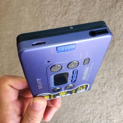 SONY WM-FX822 Walkman Cassette Player, Excellent PURPLE ! Working ! image 6