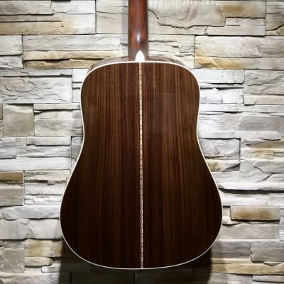 Martin Standard Series D-28 Dreadnought Acoustic Guitar 2021 Natural image 5